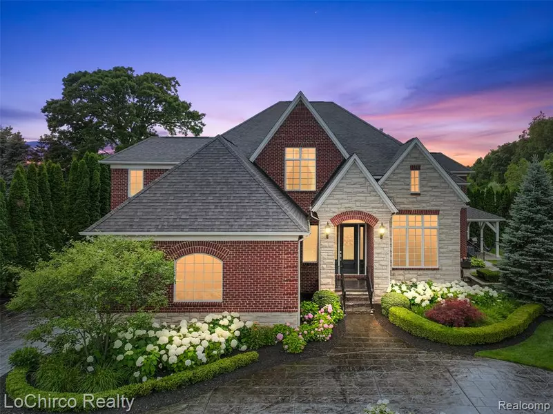 55223 Meadow Ridge Court, Shelby Twp, MI 48316 1093