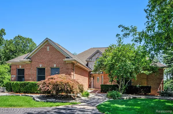 4090 ROLLING ACRES DRIVE, Hartland, MI 48353 1616
