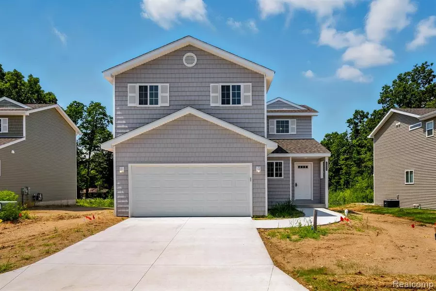 5741 Copper Tree Park, Waterford, MI 48327