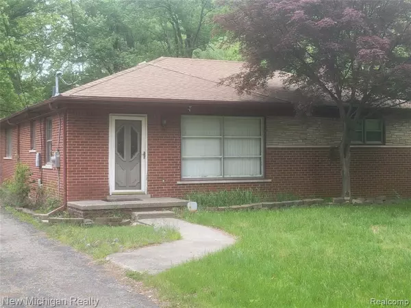 21550 Duns Scotus Street, Southfield, MI 48075 3227