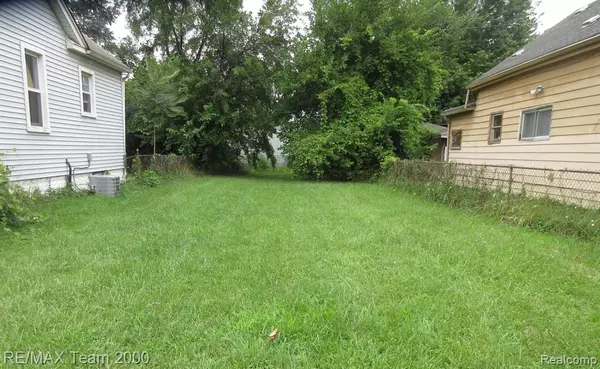 Ecorse, MI 48229 1114,4242 7th Street