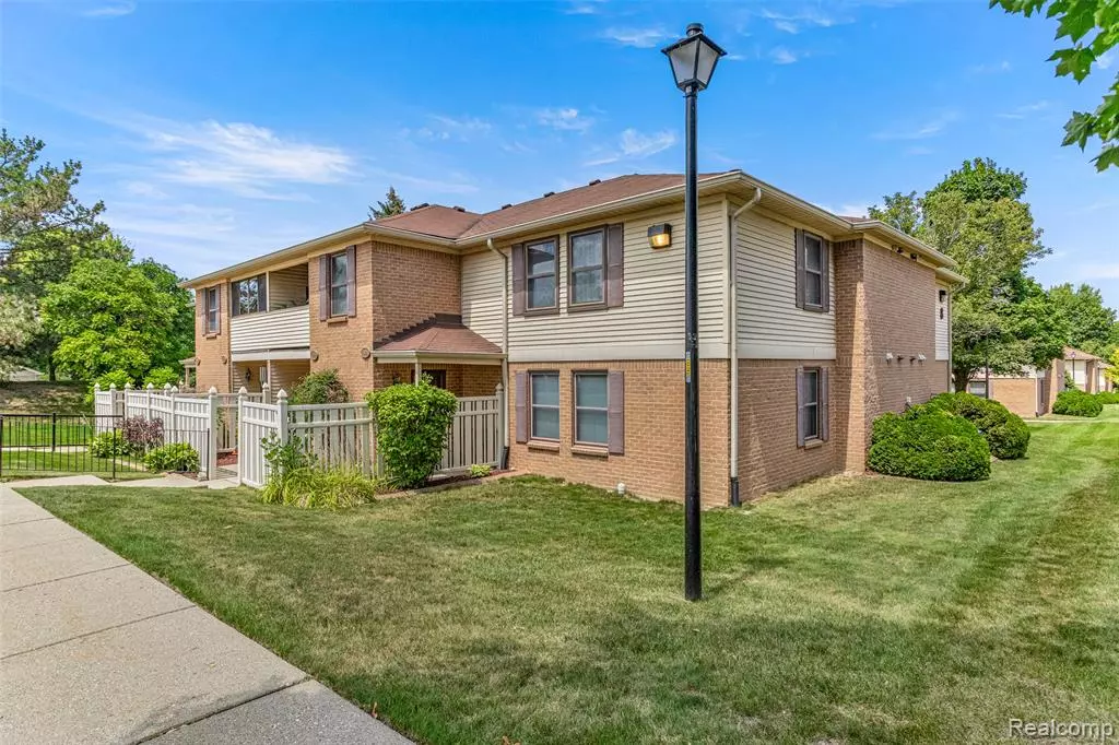 Northville, MI 48167 2914,19623 Northridge Drive