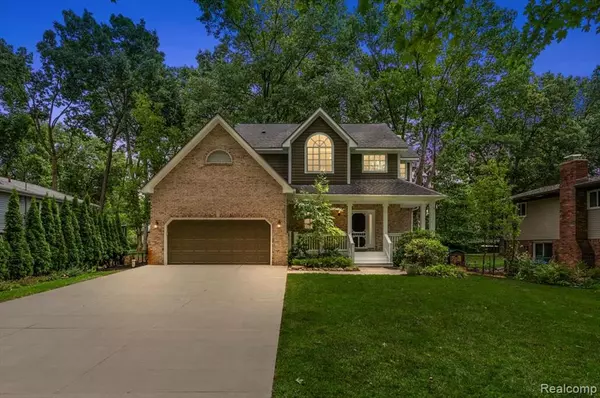 2475 Horace Street, West Bloomfield, MI 48324 3640