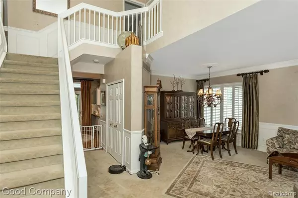 Rochester, MI 48306 1481,4617 Covington Court
