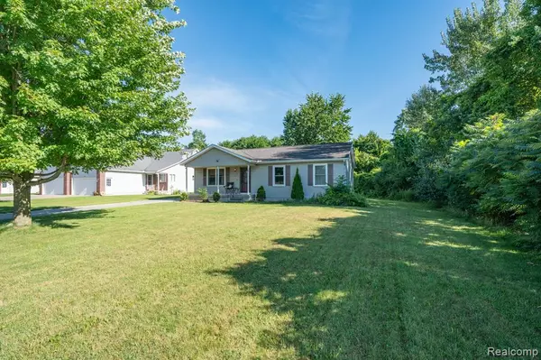 Marysville, MI 48040 2214,1472 11th Street