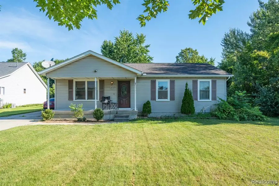 1472 11th Street, Marysville, MI 48040 2214