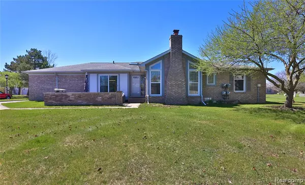 Shelby Twp, MI 48315 4314,14735 Palmetto Court