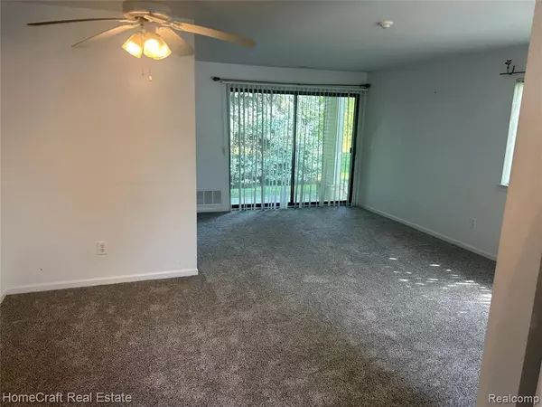 Canton, MI 48187 5326,42808 Lilley Pointe Drive