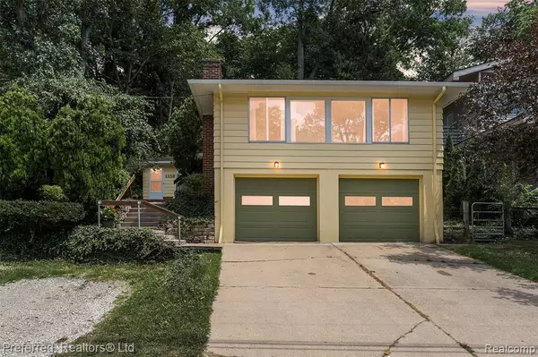 1558/1560 W Jones Drive, Ann Arbor, MI 48105 1872