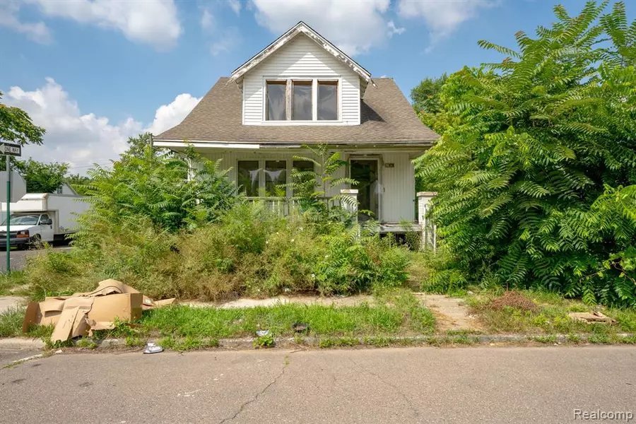 17403 Goddard Street, Detroit, MI 48212 1055