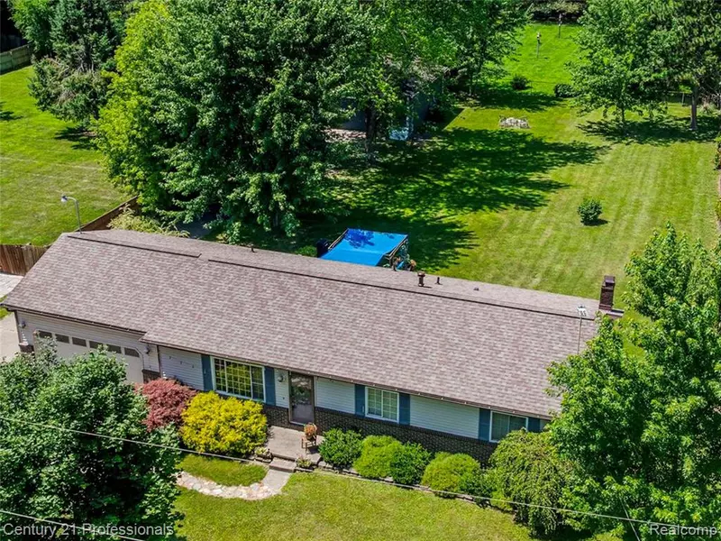 3843 Thomas Road, Oxford, MI 48371 1556