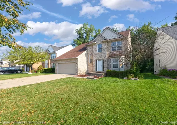 Troy, MI 48083 6424,2385 CEDAR KNOLL Drive