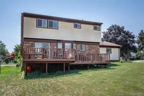 Livonia, MI 48154 1014,39214 Lapham Drive