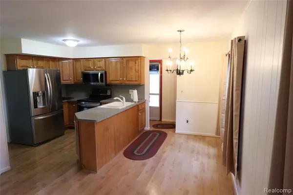 Brighton, MI 48116 8545,8161 Twilight Lane