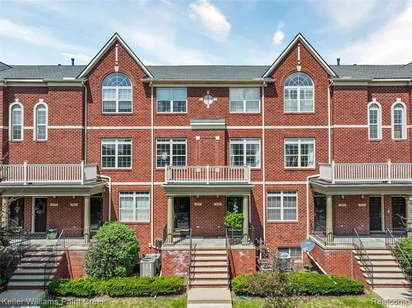 3067 Camden Drive, Troy, MI 48084 7021