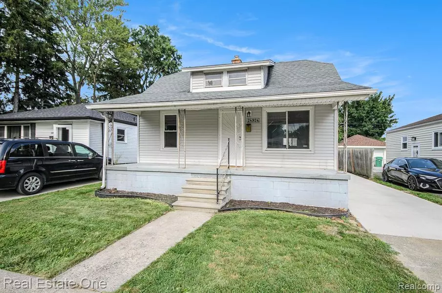 24924 Tuscany Avenue, Eastpointe, MI 48021 1297