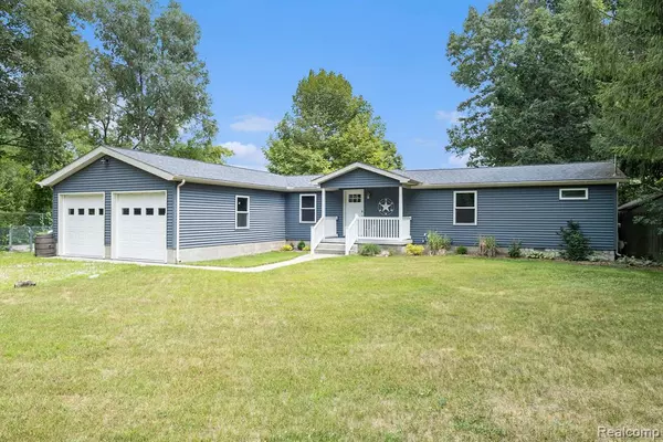 1015 Old Leake Court, Holly, MI 48442 1338