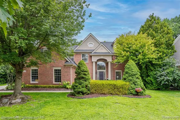 47320 Autumn Park Court, Novi, MI 48374 3637