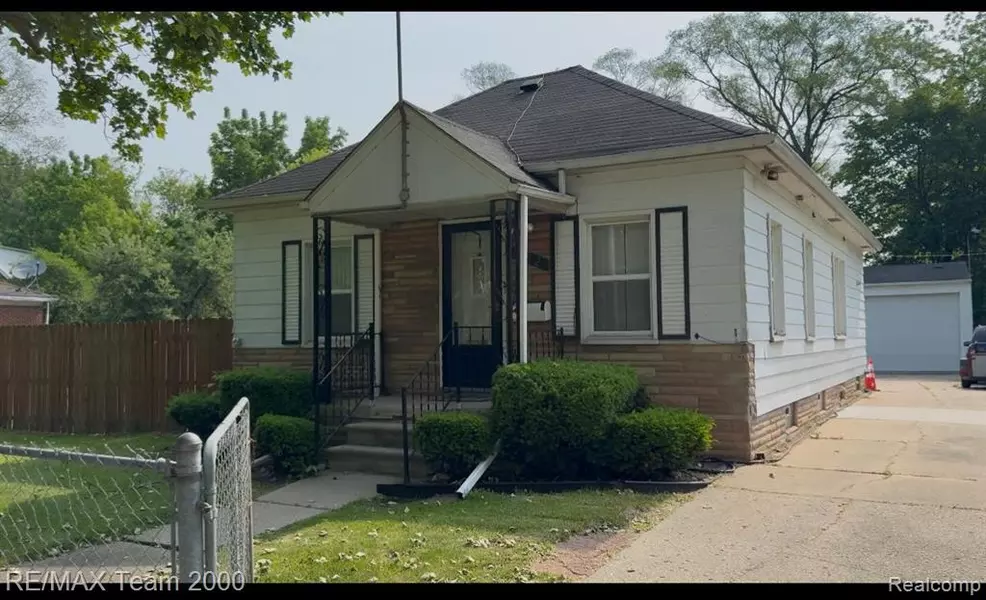 7452 Mansfield Street, Detroit, MI 48228 3642