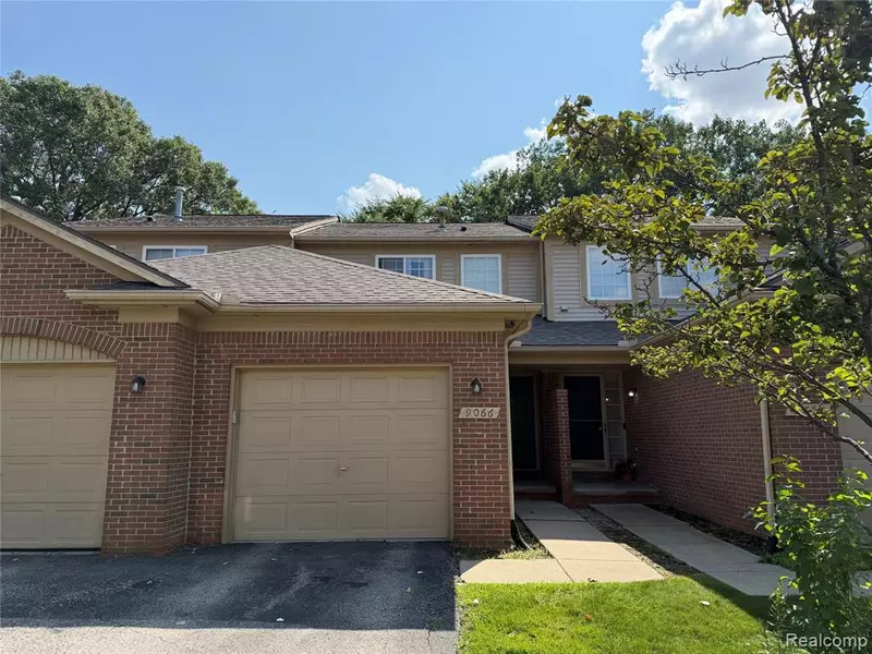 9066 Newport Way, Livonia, MI 48150 4170