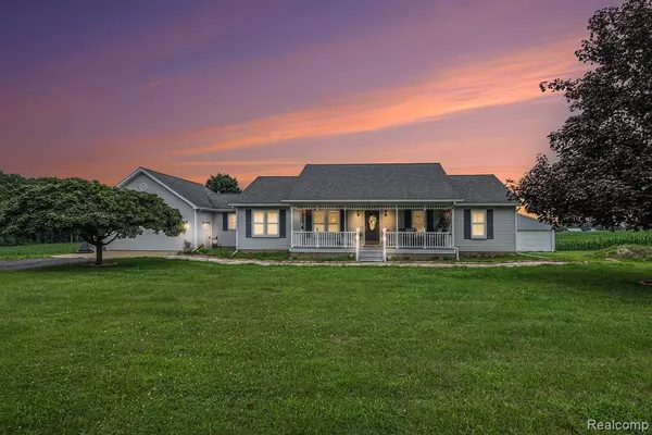 4915 Bell Oak Road, Webberville, MI 48892 9754