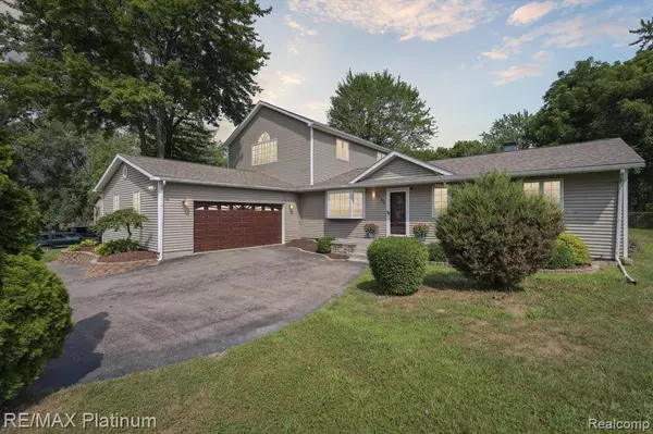 3302 Rolston Road, Linden, MI 48430 1034