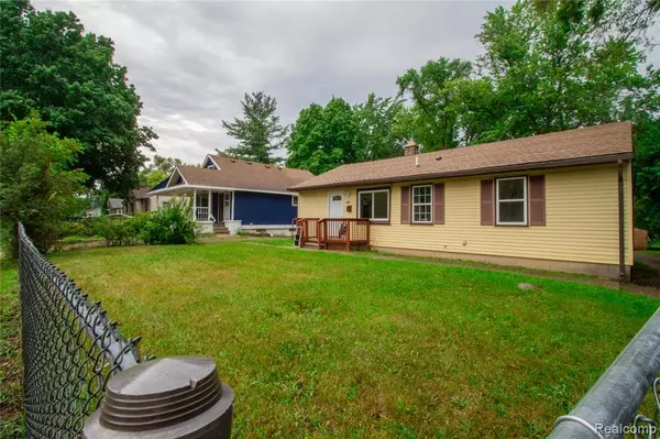 68 N Astor Street, Pontiac, MI 48342 2916