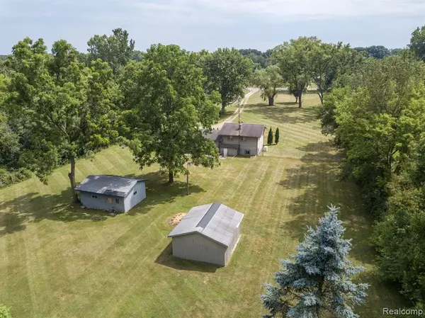 Flint, MI 48506 1035,3499 E Carpenter Road