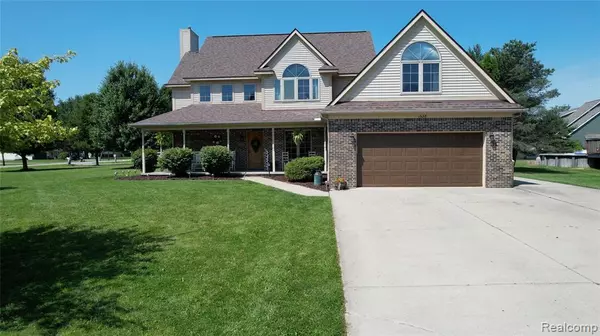 1520 Silver Pond Drive, Davison, MI 48423 8398