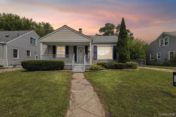 2309 MIDDLESEX Avenue, Royal Oak, MI 48067 3907