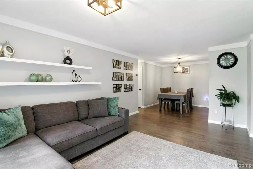 Warren, MI 48091,4925 E 10 Mile Road