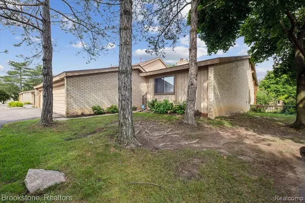 West Bloomfield, MI 48322 2103,5195 Richard Run
