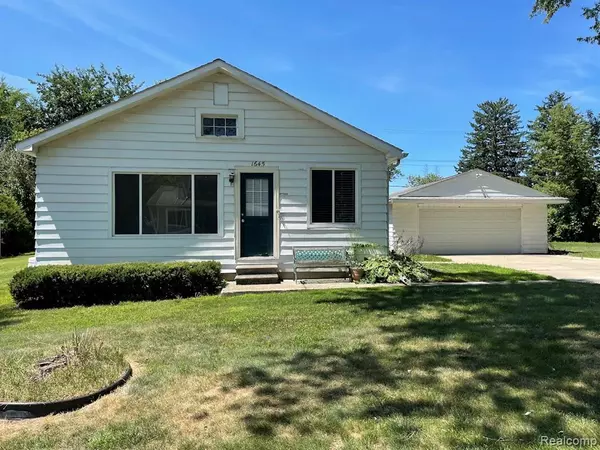 1645 Killarney Court, Walled Lake, MI 48390 2217