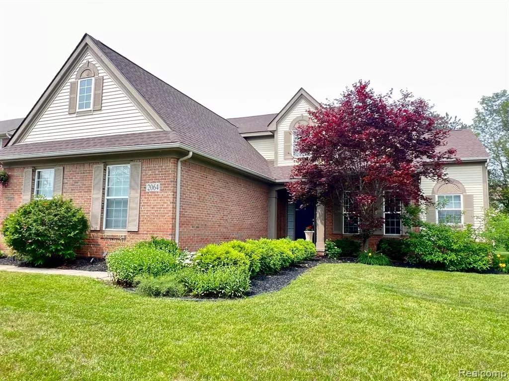 Commerce Twp, MI 48382 2269,2064 WARBLER