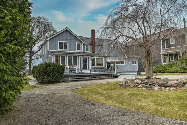 White Lake, MI 48383 1831,3453 ORMOND Road