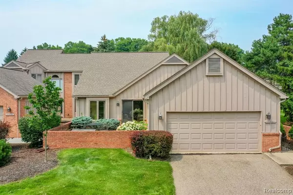 37622 Russett Drive, Farmington Hills, MI 48331 1164