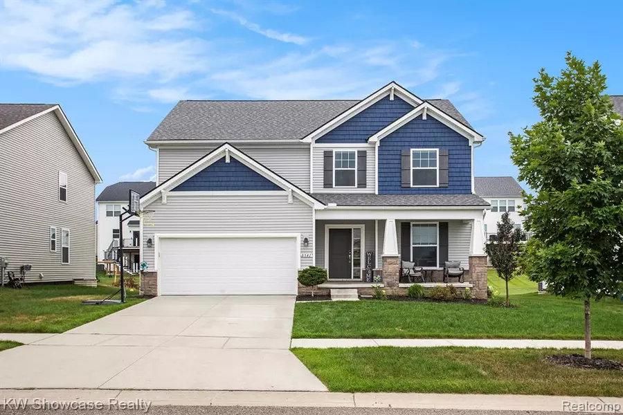 8341 Sharon Drive, White Lake, MI 48386 3481
