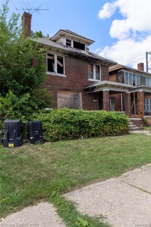 Detroit, MI 48206 2304,3736 Columbus Street
