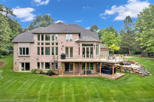 Rochester, MI 48306,668 E Buell Road