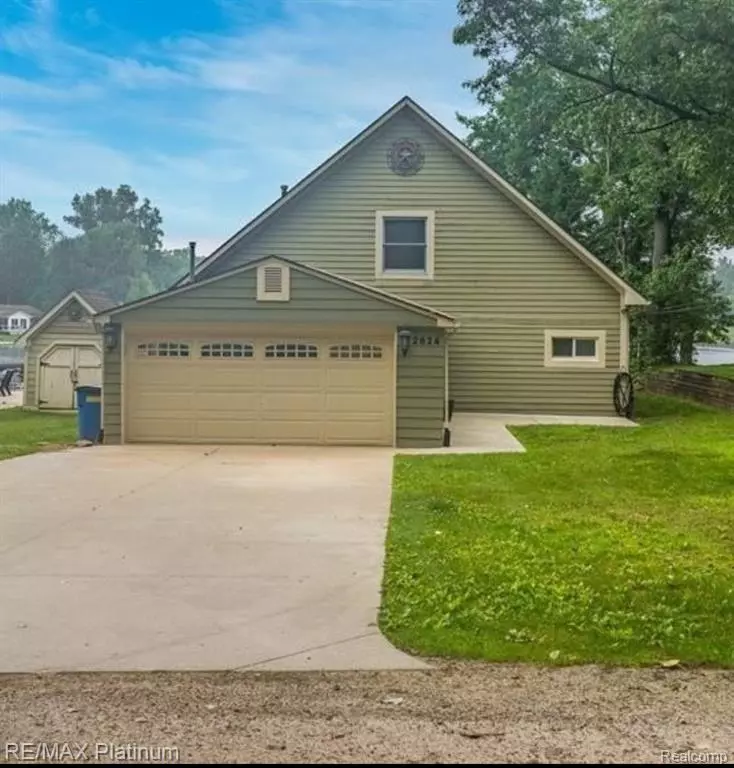Highland, MI 48357 3210,2624 LYNCH