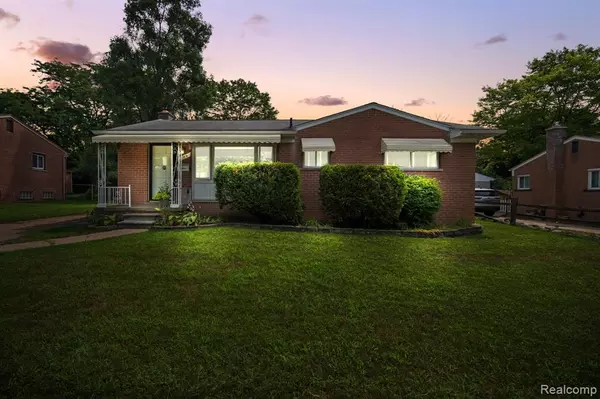 Milford, MI 48381 1747,790 Friar Drive