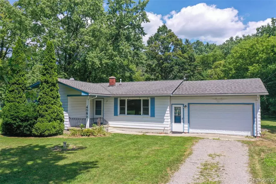 4089 Day Street, Burton, MI 48519 1512
