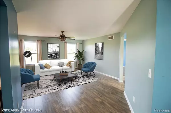 Flushing, MI 48433 2666,500 Windy Bluff