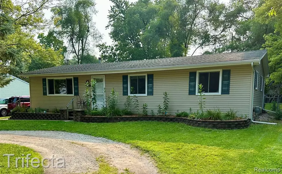 47555 Dequindre Road, Rochester Hills, MI 48307 4814
