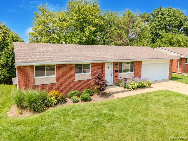43403 Vivian Drive, Sterling Heights, MI 48313 1759