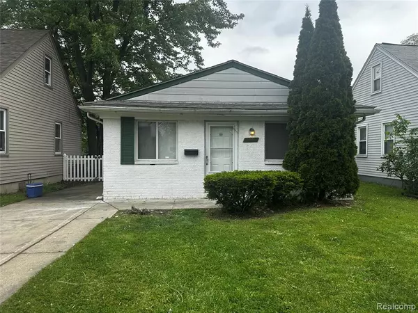 Harper Woods, MI 48225 1167,20943 Hollywood Street