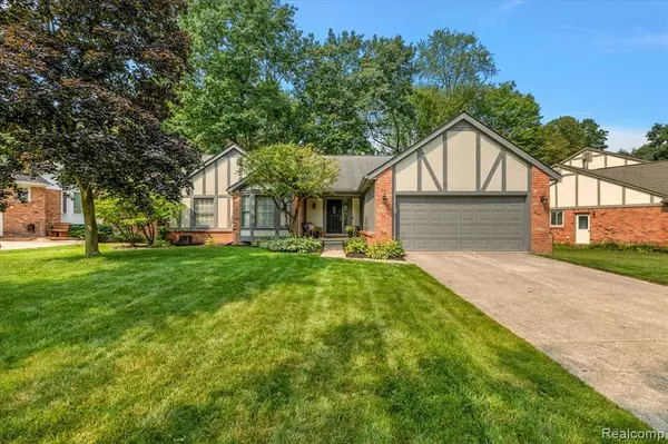 Troy, MI 48085 4747,430 Eckford Drive
