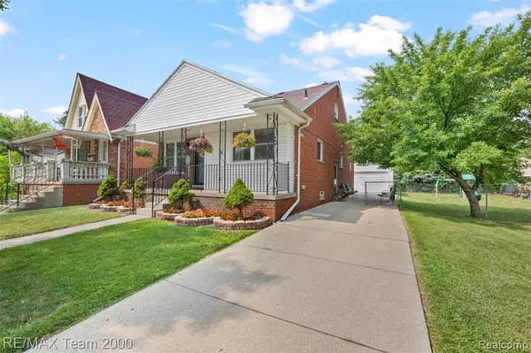 Dearborn, MI 48126 1032,7841 Mead Street