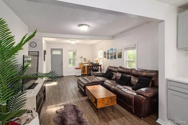 Wolverine Lake, MI 48390 3000,770 Brushwood Drive