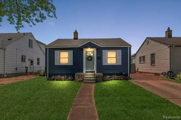 527 Lincoln Avenue, Lincoln Park, MI 48146 2817